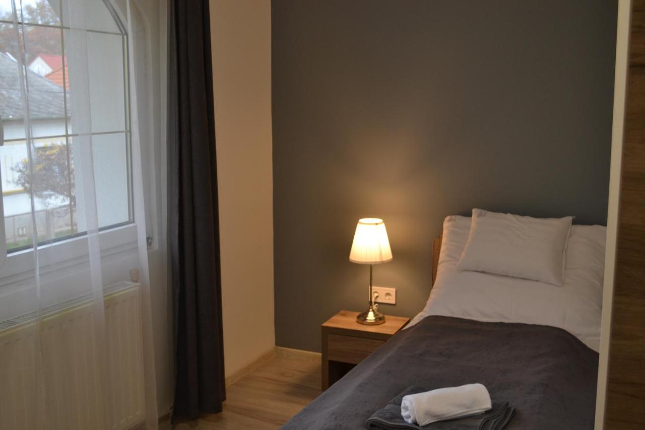Fonix Design Rooms Debrecen Luaran gambar